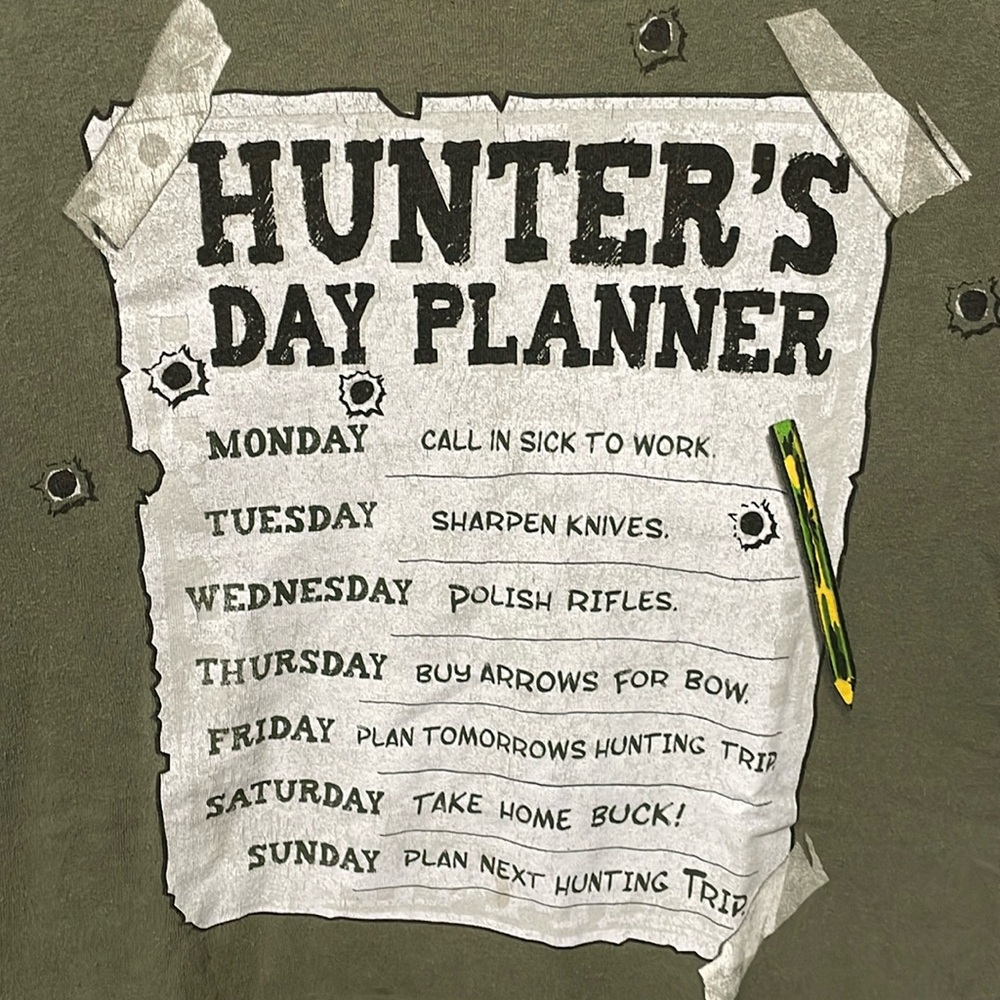 HUNTER’S Day Planner Tee 🔥